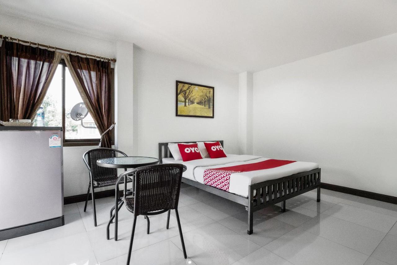 Taevaraj Place Ayutthaya Extérieur photo