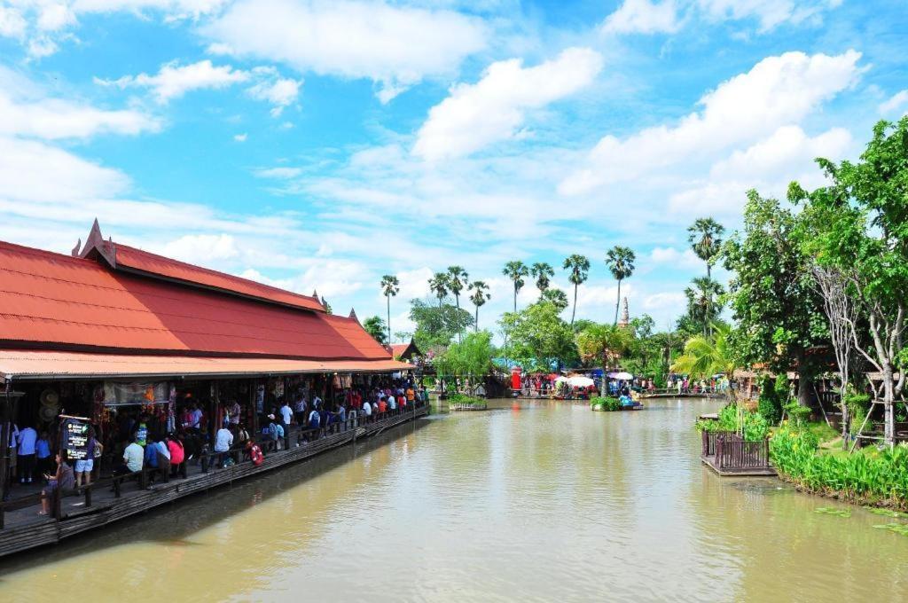 Taevaraj Place Ayutthaya Extérieur photo