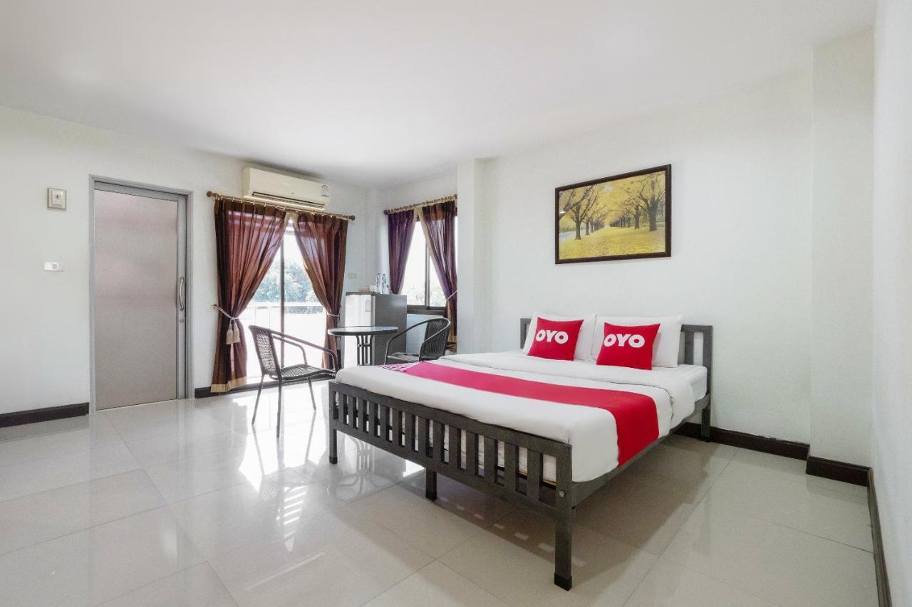 Taevaraj Place Ayutthaya Extérieur photo